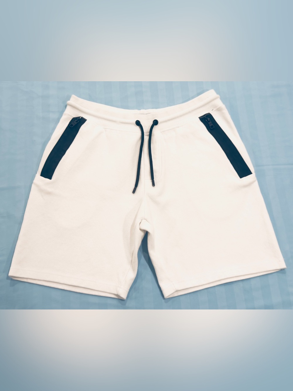 Bershka White Athletic Men’s Shorts with Black Accents Large Size L